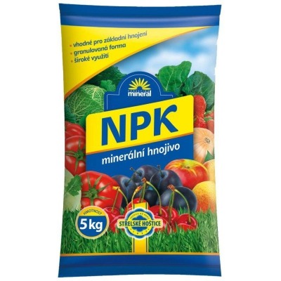 Hnojení zahrady na jaře - minerální hnojivo